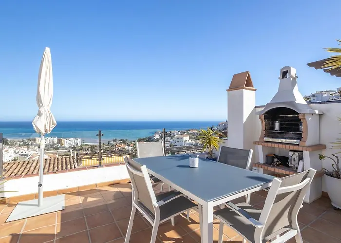 Plaza Cadiz 11 Sea Views Nerja