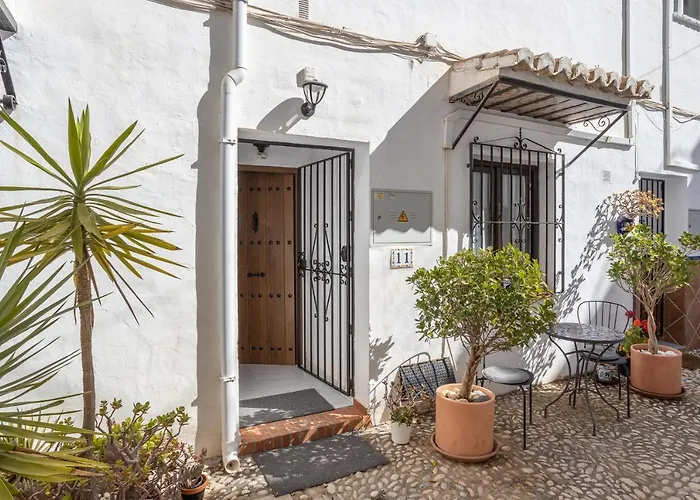 فيلة Plaza Cadiz 11 Sea Views نيرخا