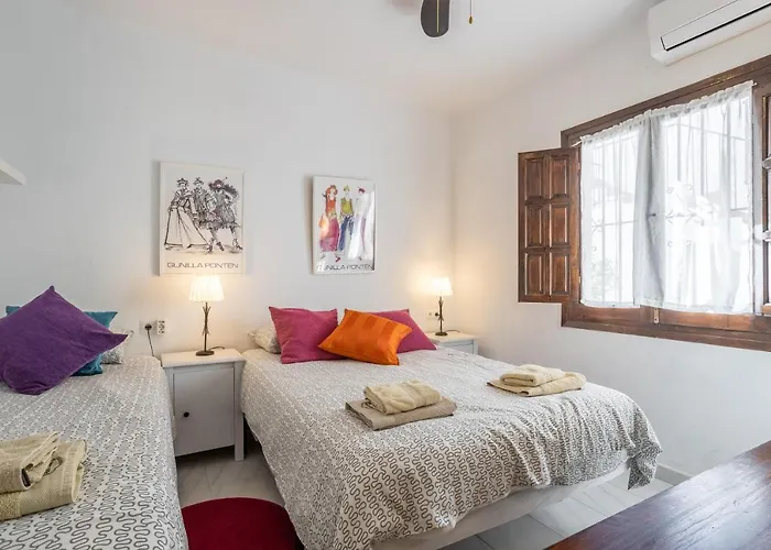 فيلة Plaza Cadiz 11 Sea Views نيرخا